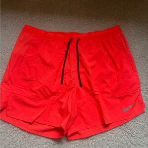 NIKE DRI FIT STRIDE RUNNING 5" MEN WOVEN BRIEF LINED SHORTS DM4755-635 - Large